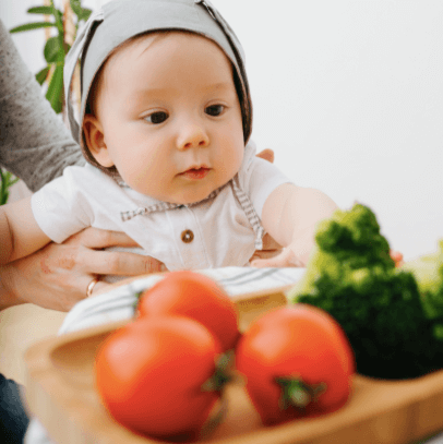 Conselhos sobre alimentação precoce para bebês